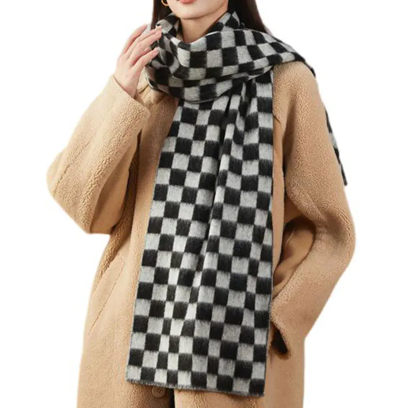 Women’s Autumn/Winter Black and Gray Checkered Cashmere Scarf